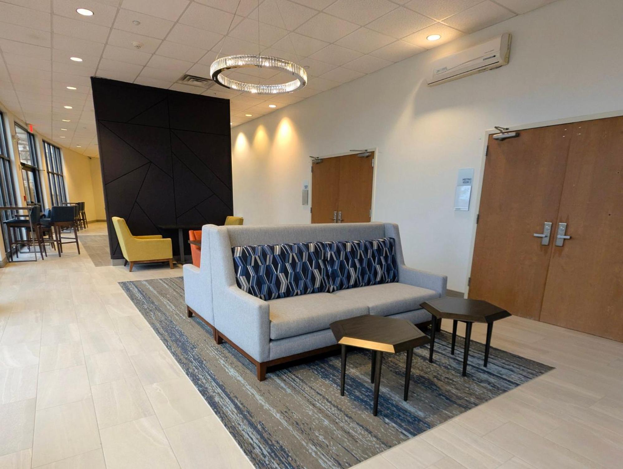 Holiday Inn Carbondale - Conference Center By Ihg Exterior foto